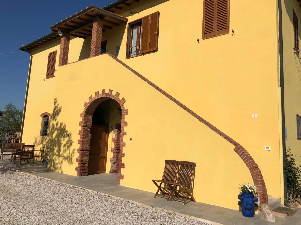 La Nana Gialla Riotorto Buitenkant foto