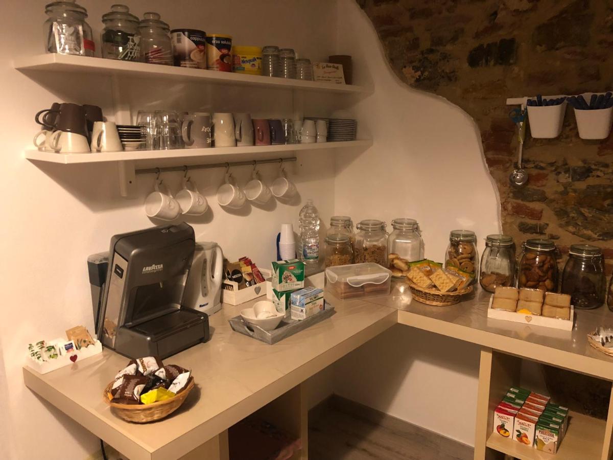 La Nana Gialla Riotorto Buitenkant foto