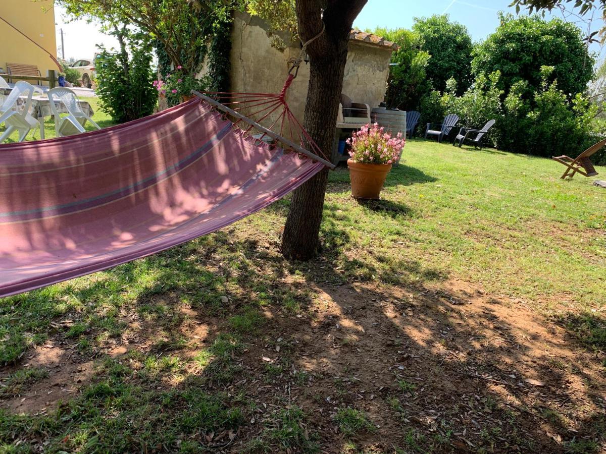 La Nana Gialla Riotorto Buitenkant foto