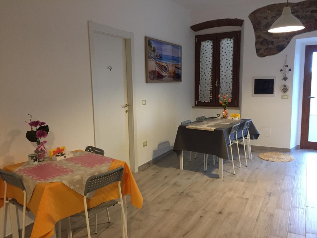 La Nana Gialla Riotorto Buitenkant foto